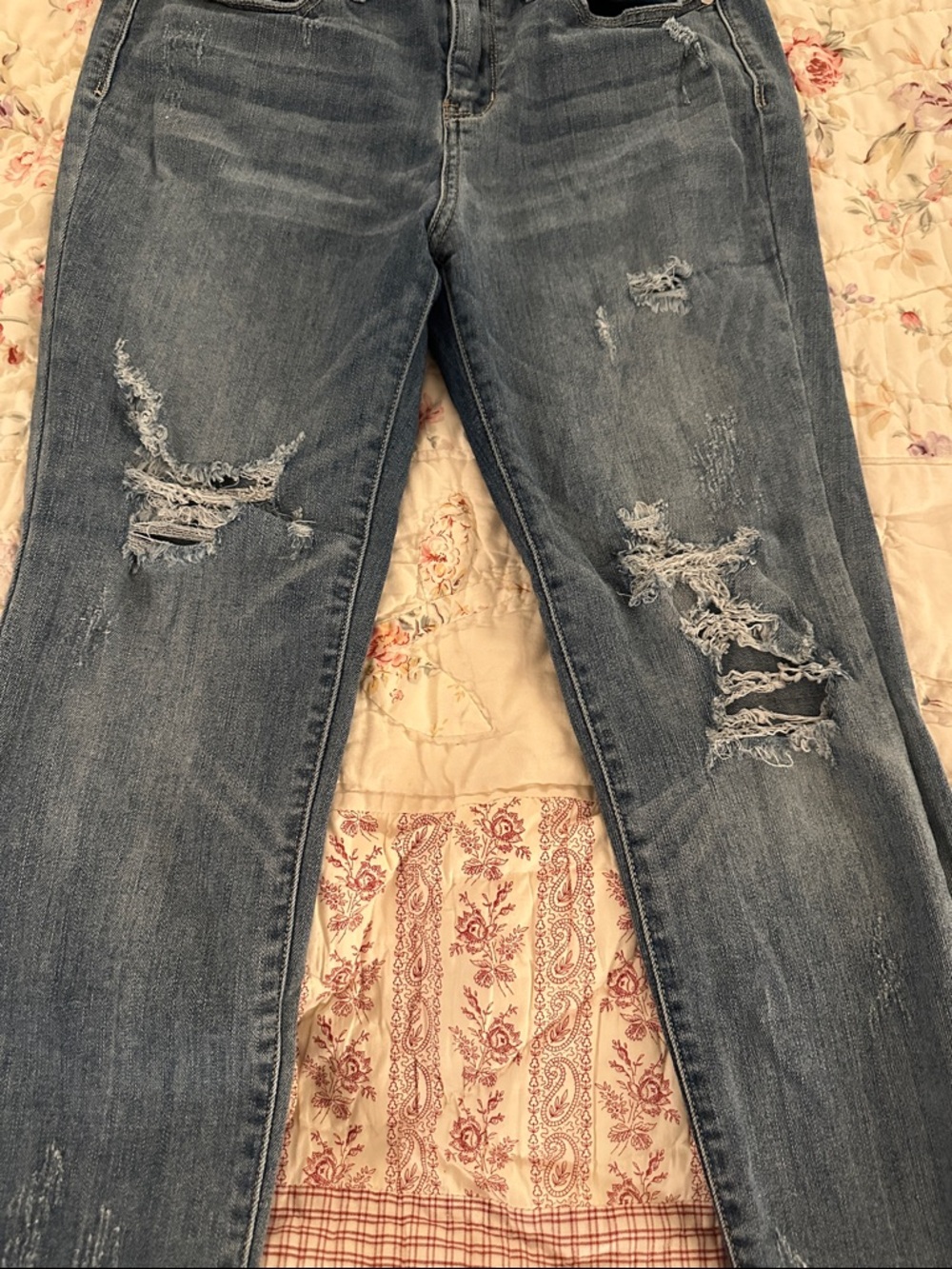 Judy Blue Medium Wash Distressed Skinny Jeans - Picture 5 of 9